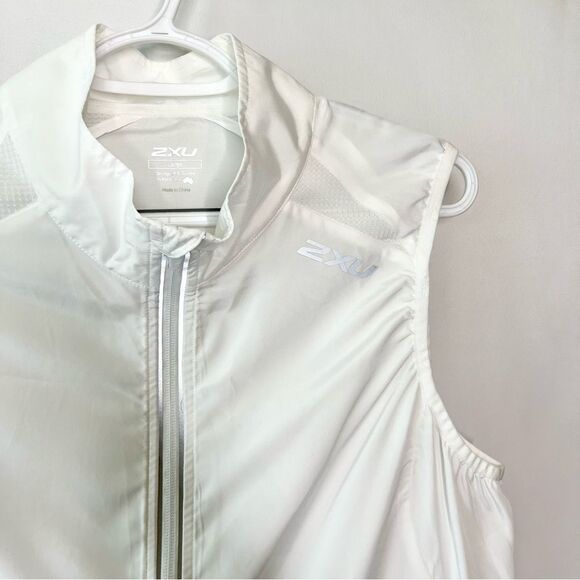 2XU Women’s L Lightweight Cycling Vest - Picture 6 of 12